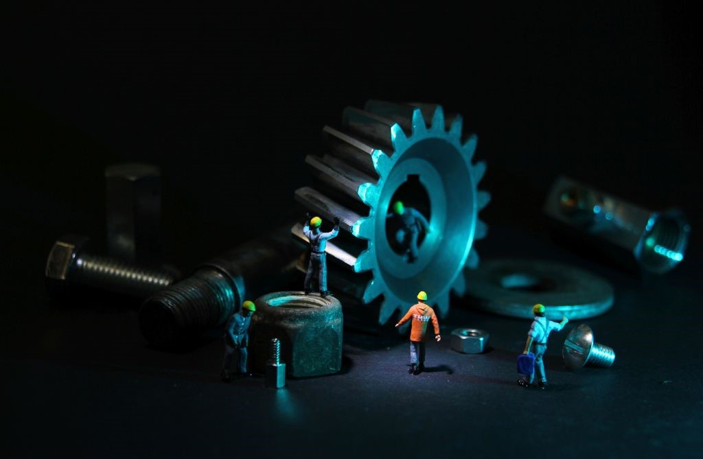 Tools to Maintain Uniformity Online